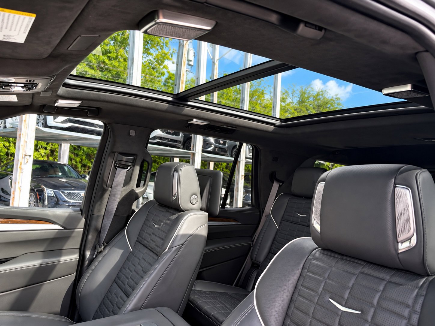 Used 2026 Cadillac Escalade Platinum Sport AWD/4WD image 12