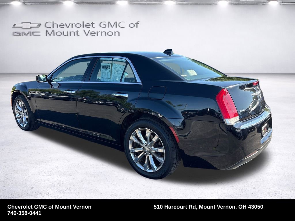 Used 2018 Chrysler 300 Limited AWD/4WD image 3