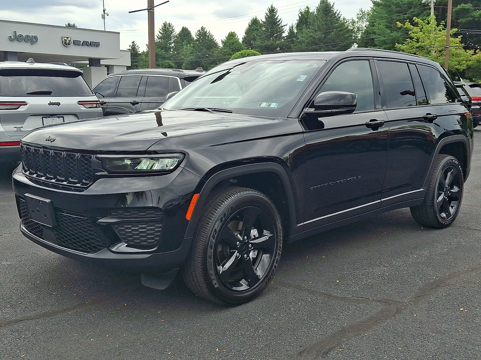 Certified 2024 Jeep Grand Cherokee Altitude