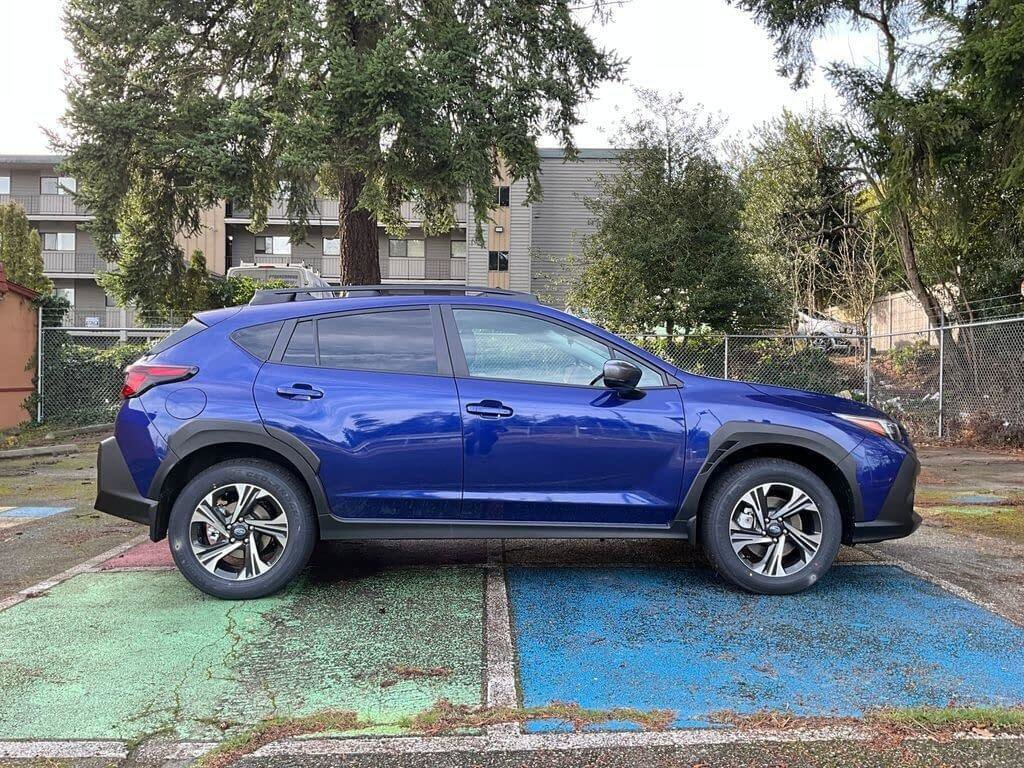 Certified 2025 Subaru Crosstrek 2.0i Premium AWD/4WD image 9