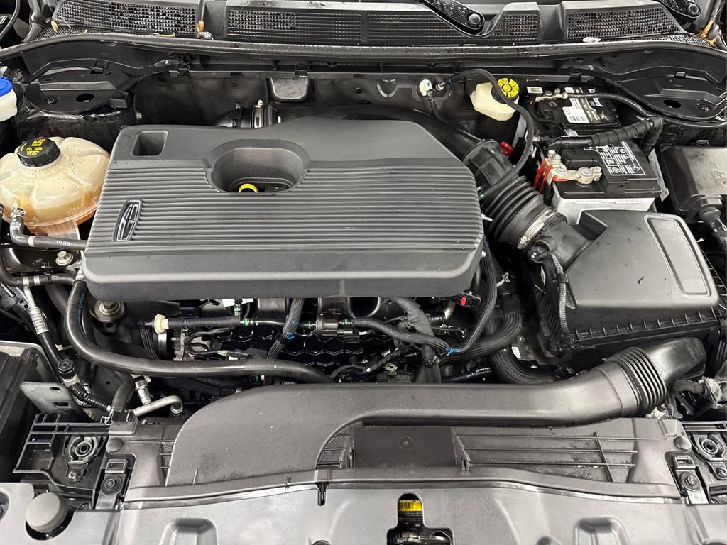 Used 2020 Lincoln Corsair Reserve w/ Equipment Group 202A image 13