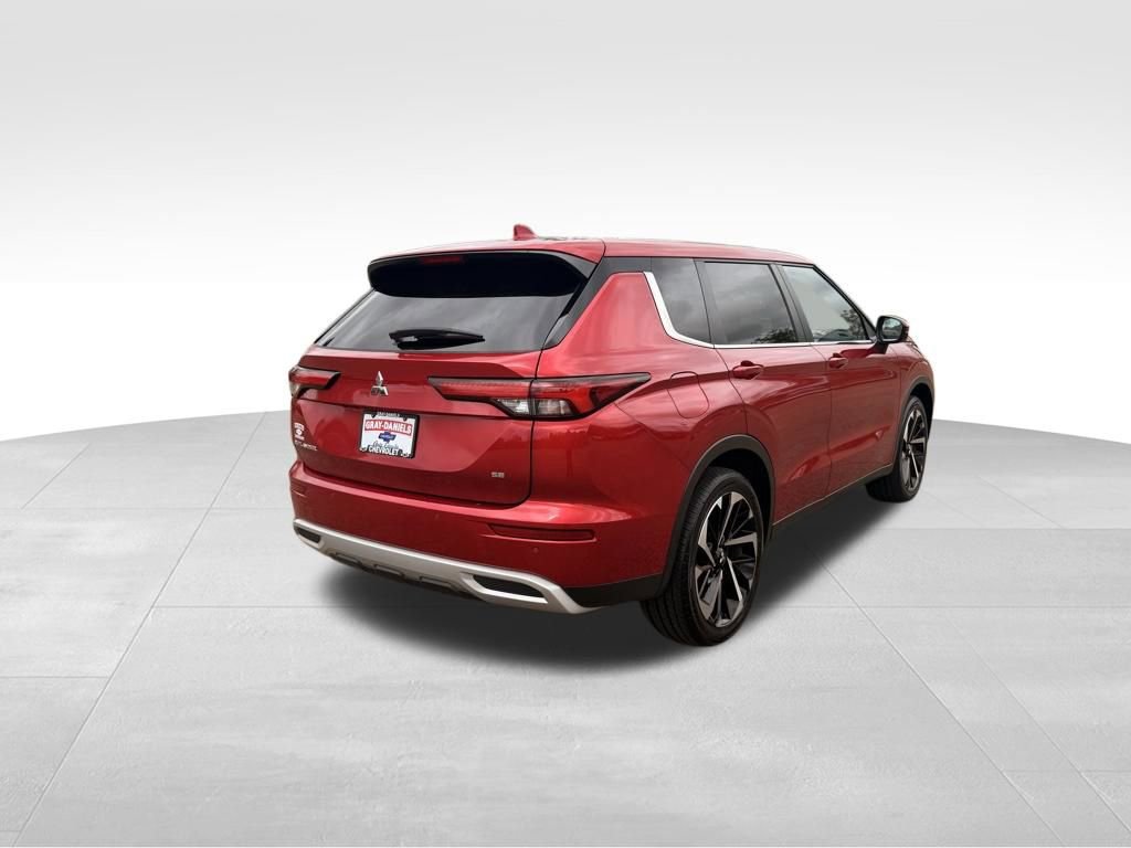 Used 2024 Mitsubishi Outlander SE image 6