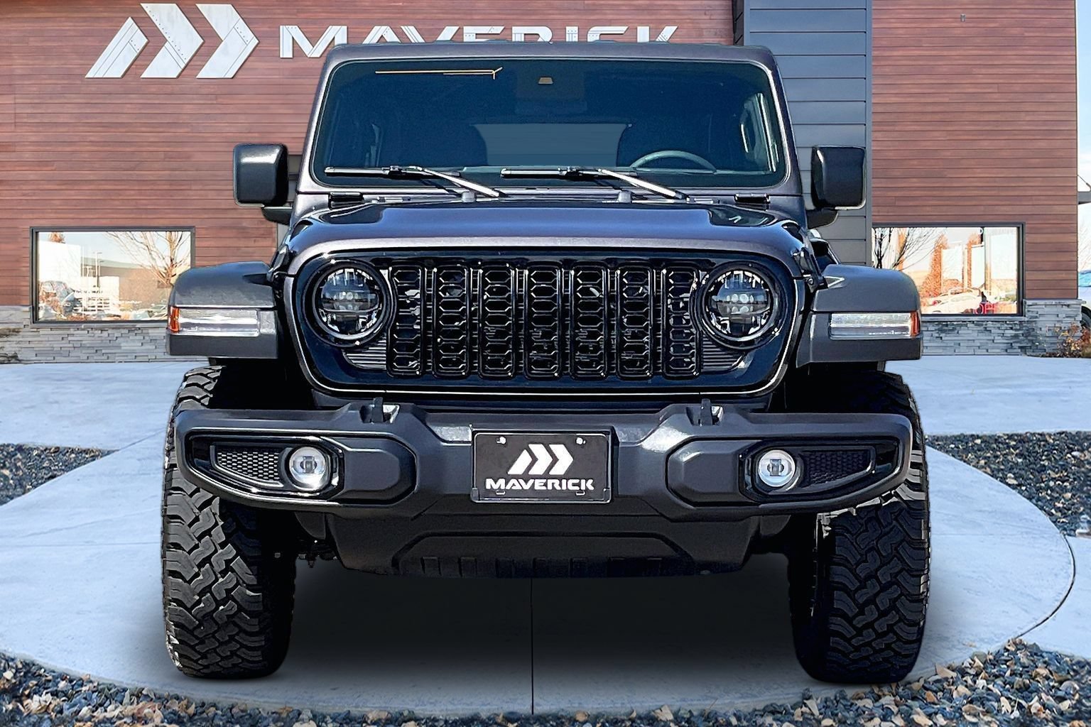 Used 2025 Jeep Wrangler Unlimited Sport AWD/4WD image 2
