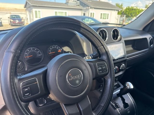 Used 2015 Jeep Patriot High Altitude AWD/4WD image 10