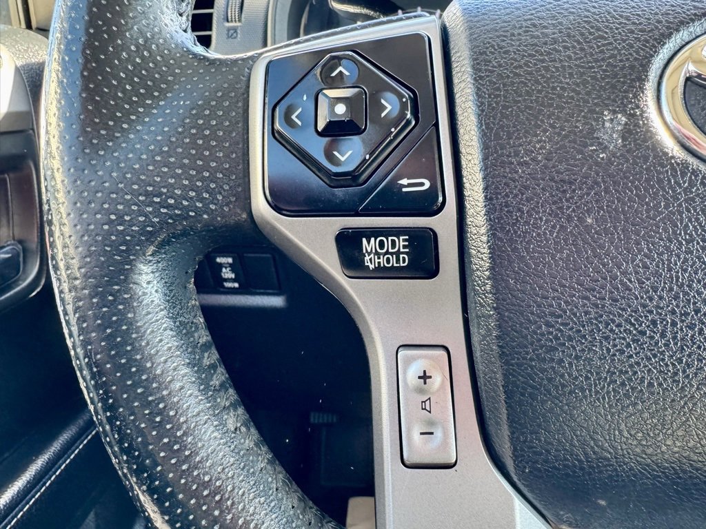 Used 2017 Toyota 4Runner SR5 Premium image 29