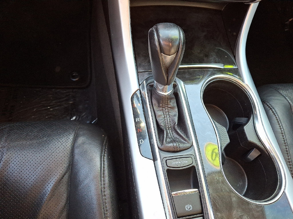 Used 2019 Acura TLX w/ Technology Package FWD image 17