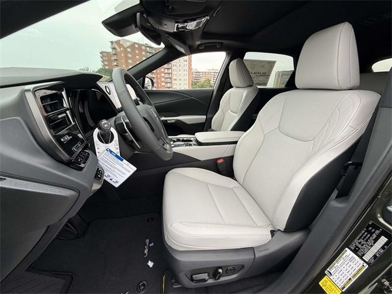 New 2025 Lexus RX 350 Premium AWD/4WD image 2