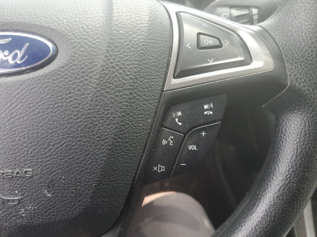 Used 2017 Ford Fusion S FWD image 15