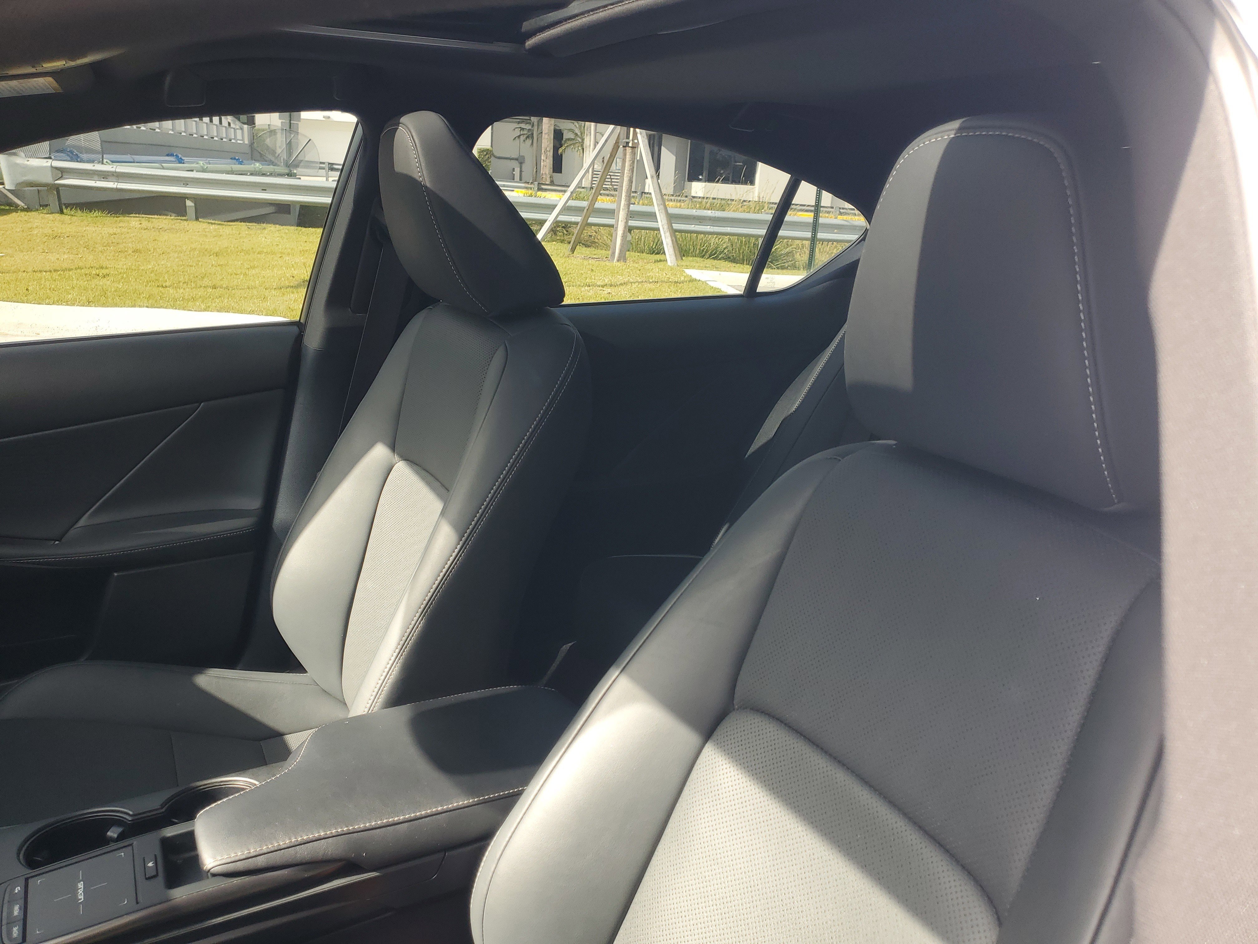 Certified 2023 Lexus IS 300 w/ Premium Package RWD image 16