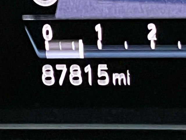 Used 2022 Cadillac Escalade ESV Sport w/ LPO, ONYX Package image 28