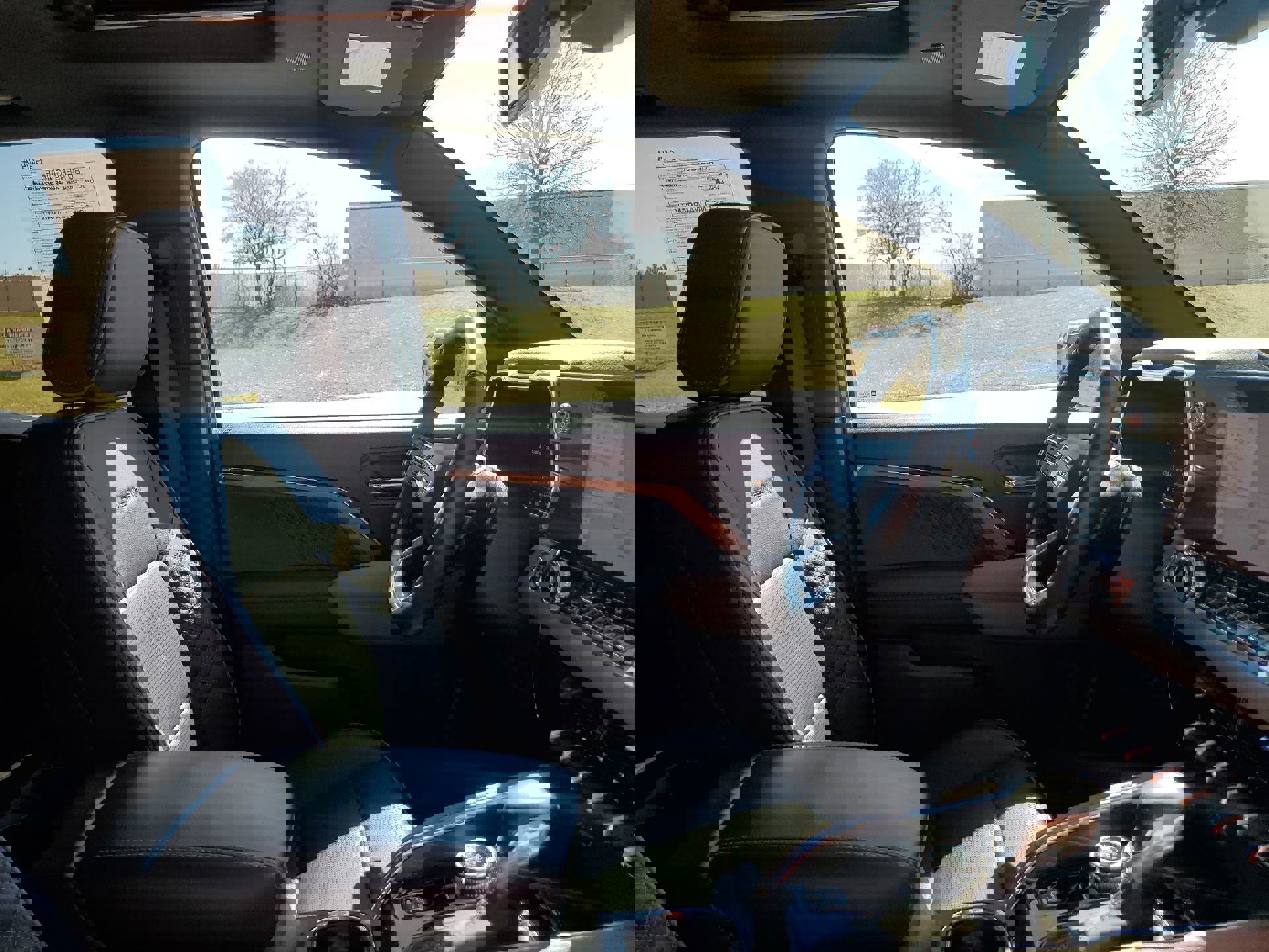 Used 2025 GMC Canyon Denali image 35