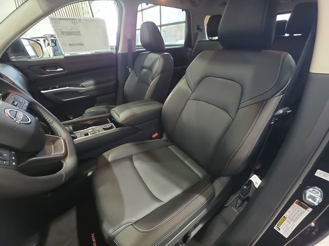 New 2026 Nissan Pathfinder SL AWD/4WD image 11