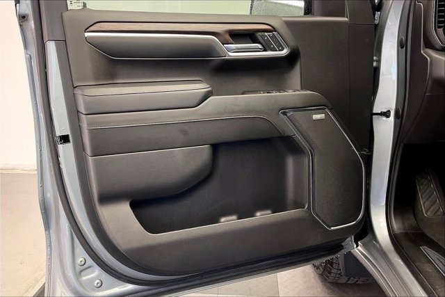 Used 2024 GMC Sierra 1500 SLT w/ SLT Premium Plus Package image 25