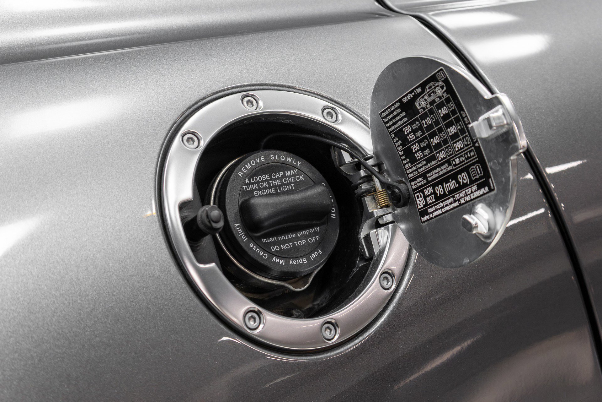 Used 2012 Mercedes-Benz SLS AMG Coupe image 24