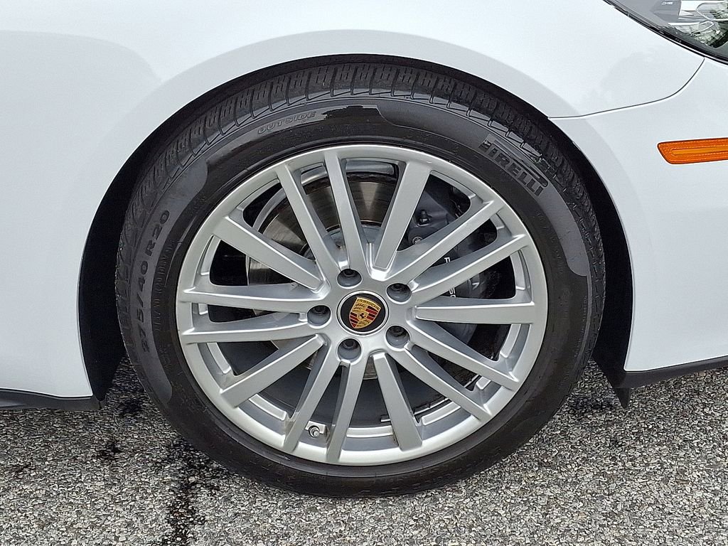 Used 2023 Porsche Panamera 4 AWD/4WD image 8