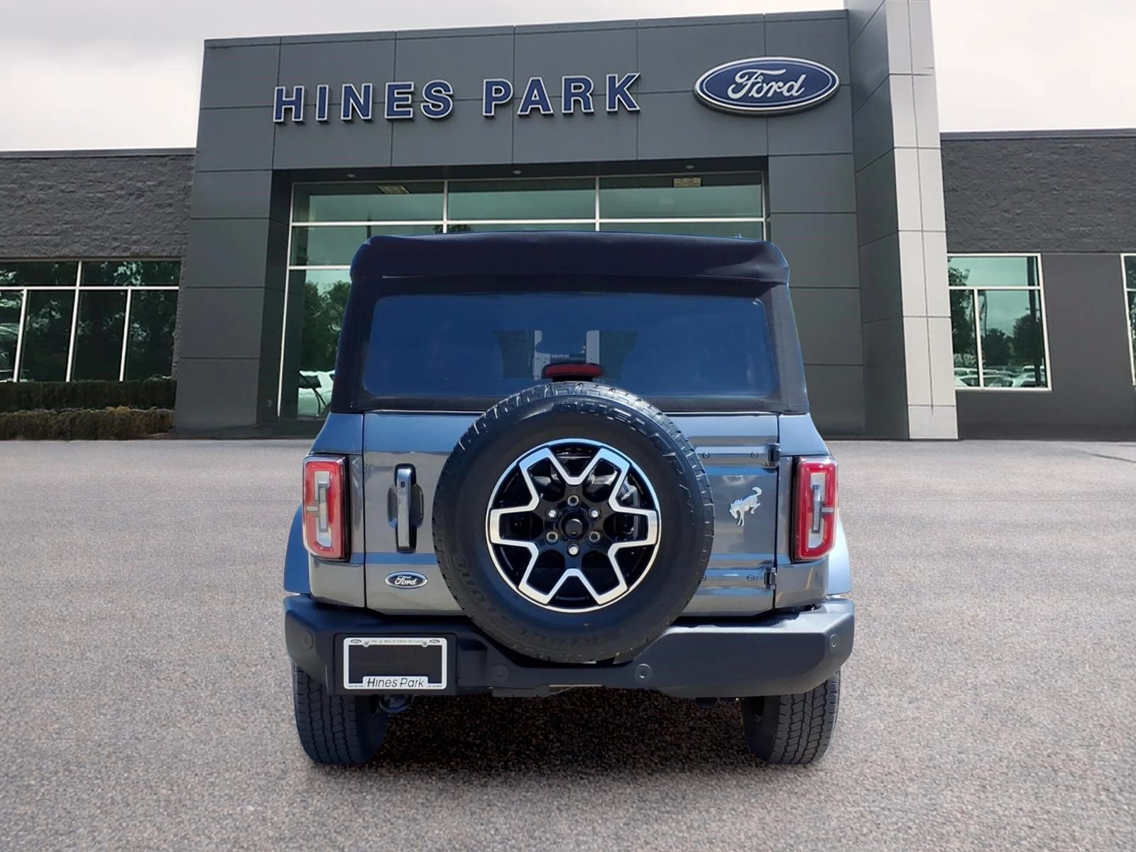 Used 2024 Ford Bronco Outer Banks AWD/4WD image 6