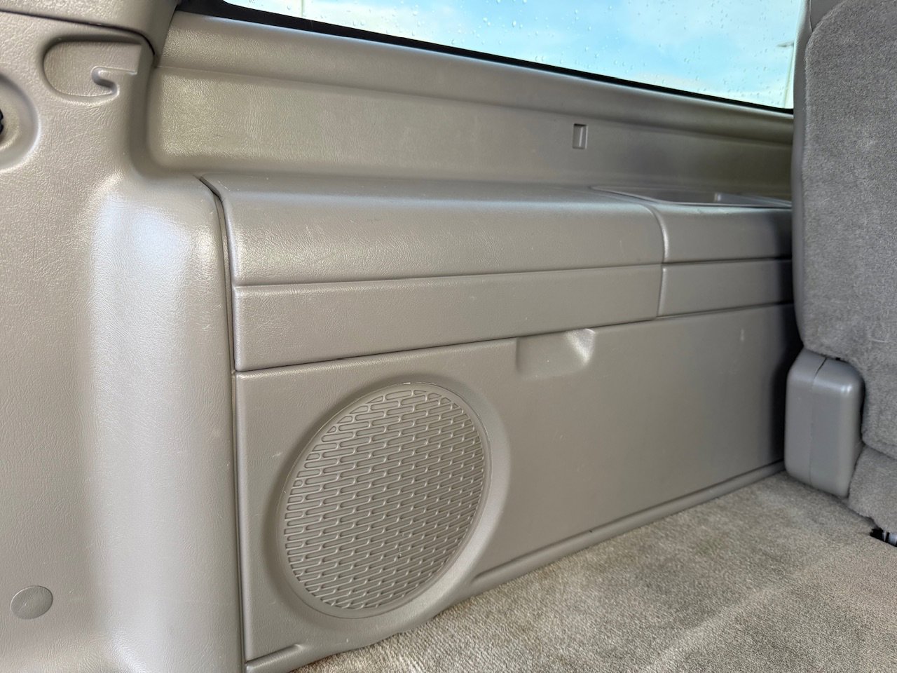 Used 2005 GMC Yukon XL Denali image 43