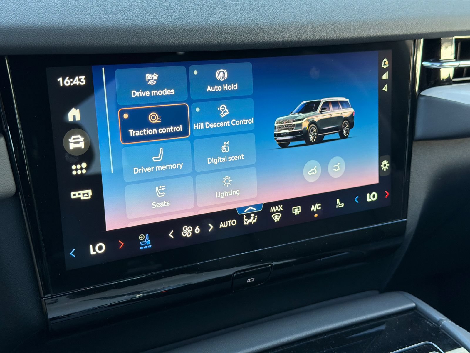 New 2026 Lincoln Navigator L Reserve w/ Jet Appearance Package AWD/4WD image 29
