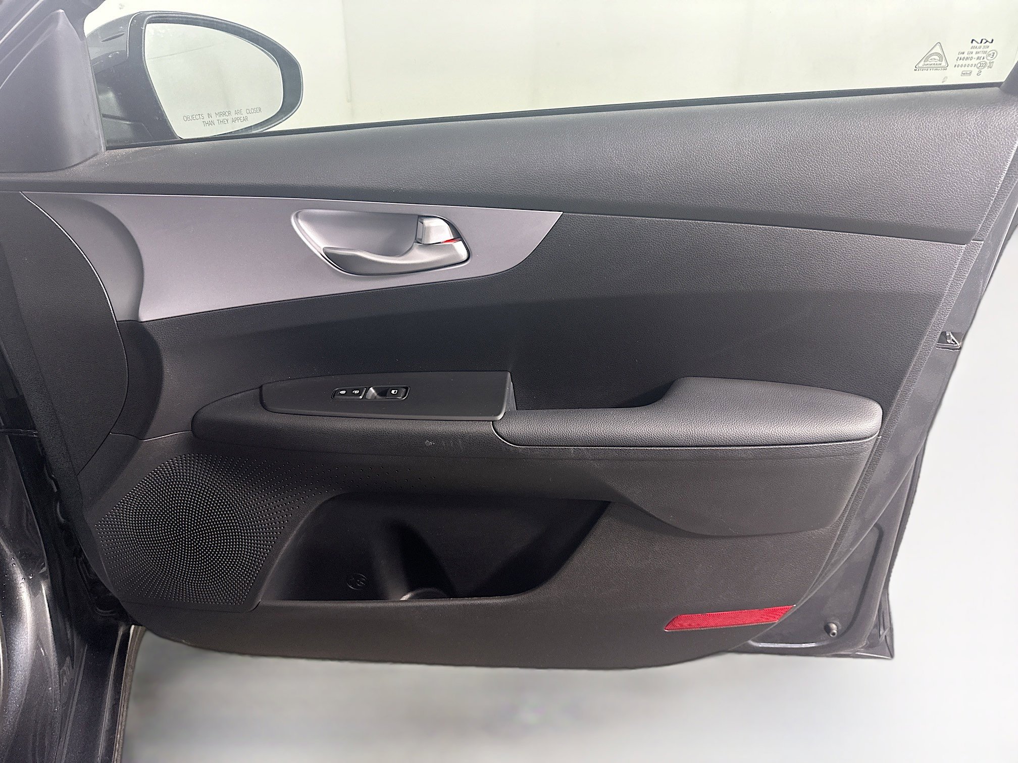 Used 2024 Kia Forte LXS FWD image 31