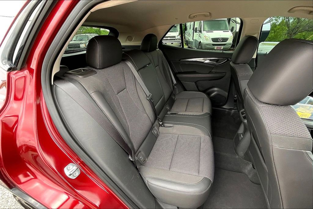 Used 2023 Buick Envision Preferred w/ Sport Touring Package AWD/4WD image 28