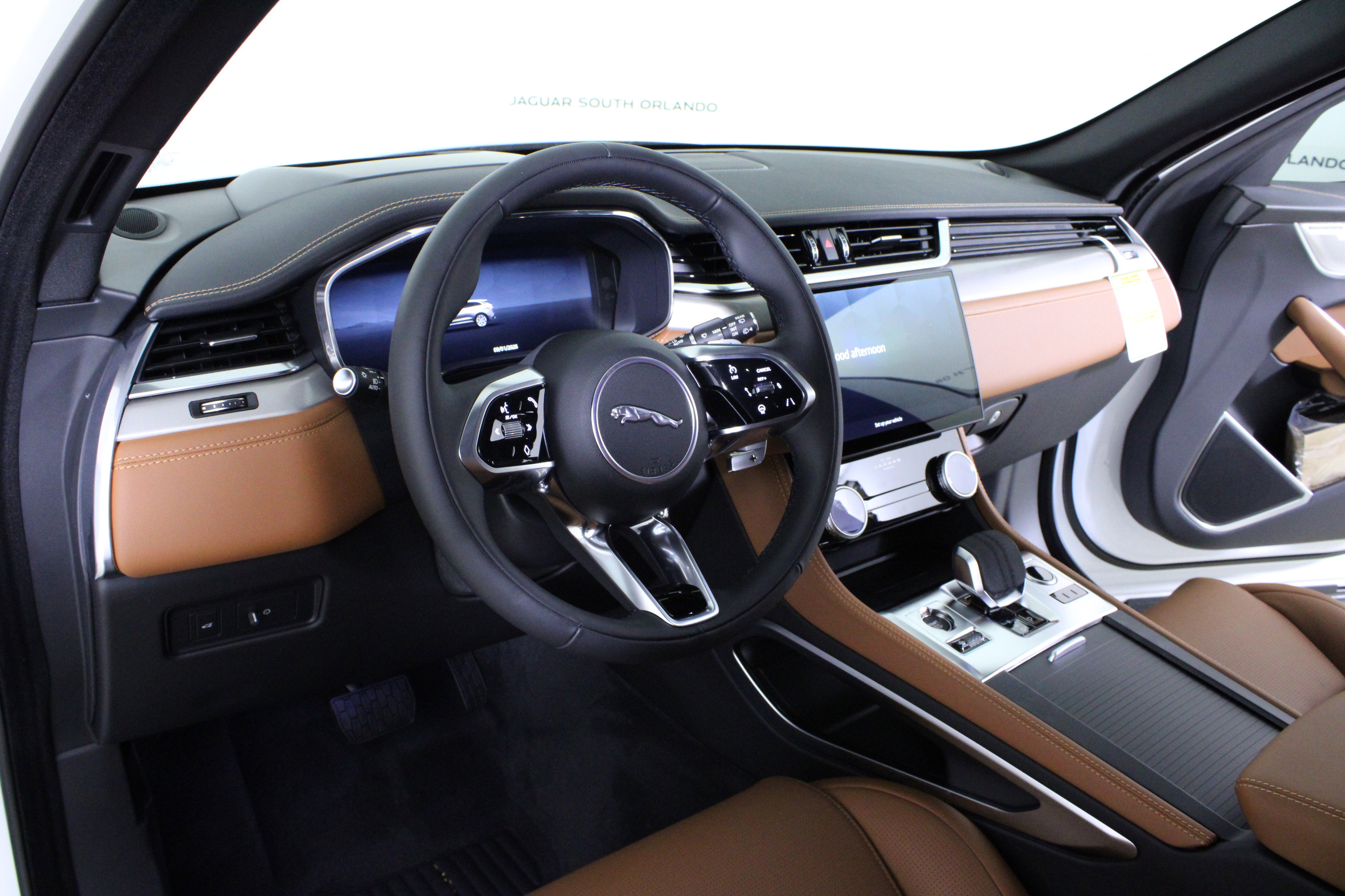 New 2026 Jaguar F-PACE R-Dynamic S image 16