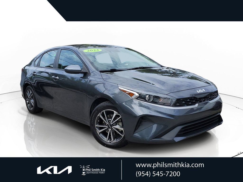 Used 2023 Kia Forte LXS FWD image 1