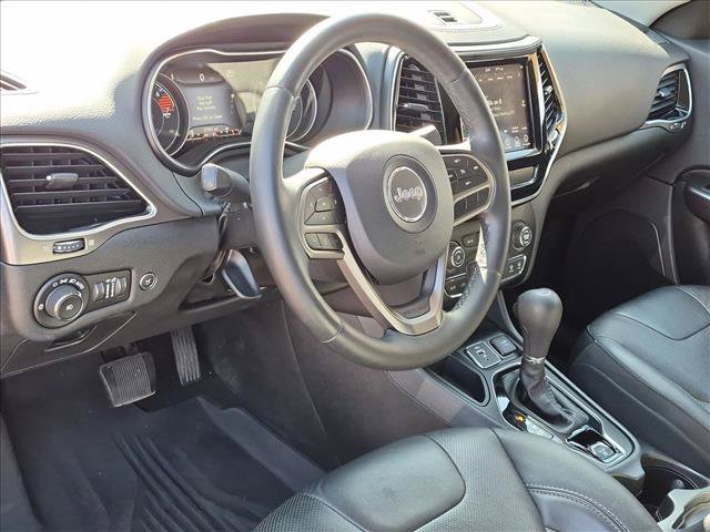 Used 2019 Jeep Cherokee Limited FWD image 10