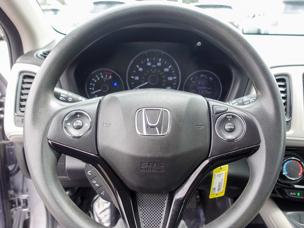 Used 2020 Honda HR-V LX image 12