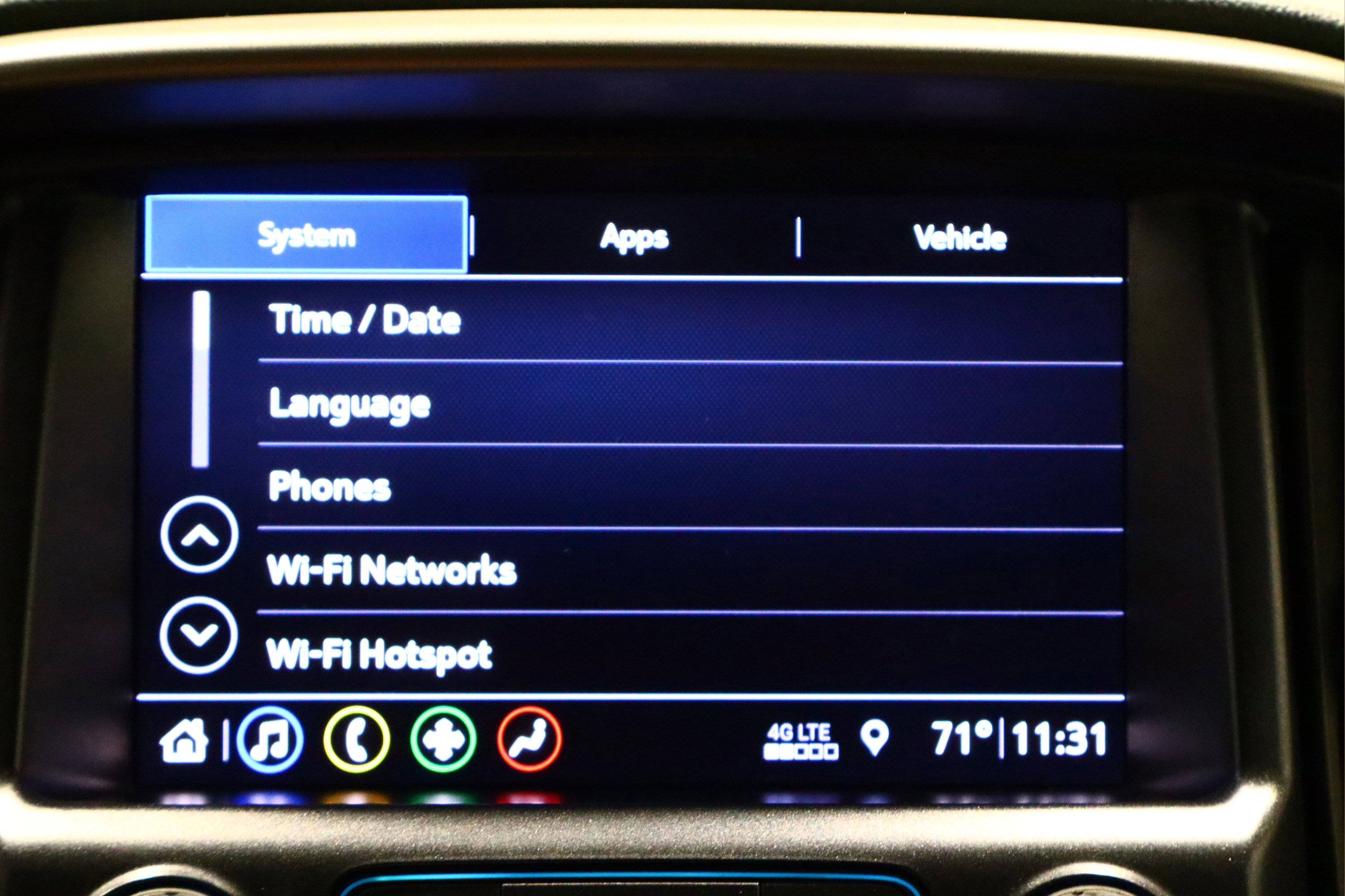 Used 2022 Chevrolet Colorado Z71 w/ Z71 Midnight Edition image 34