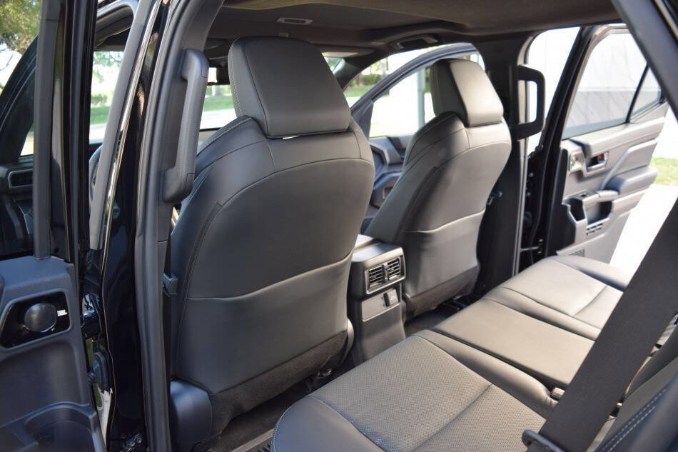 Used 2025 Toyota 4Runner TRD Sport Premium AWD/4WD image 45