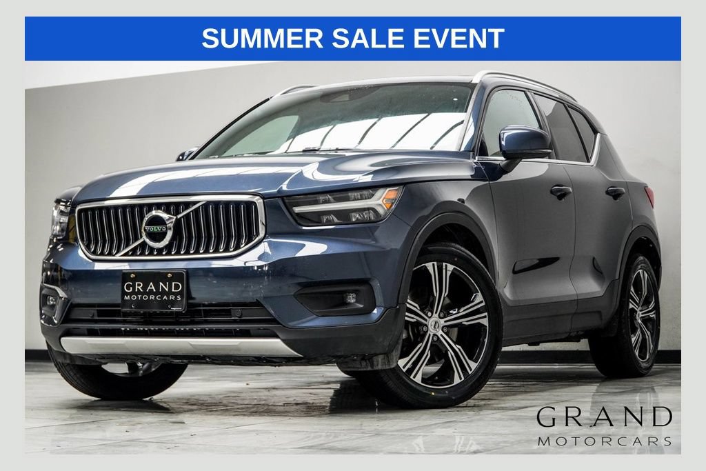 Used 2021 Volvo XC40 T5 Inscription w/ Climate Package