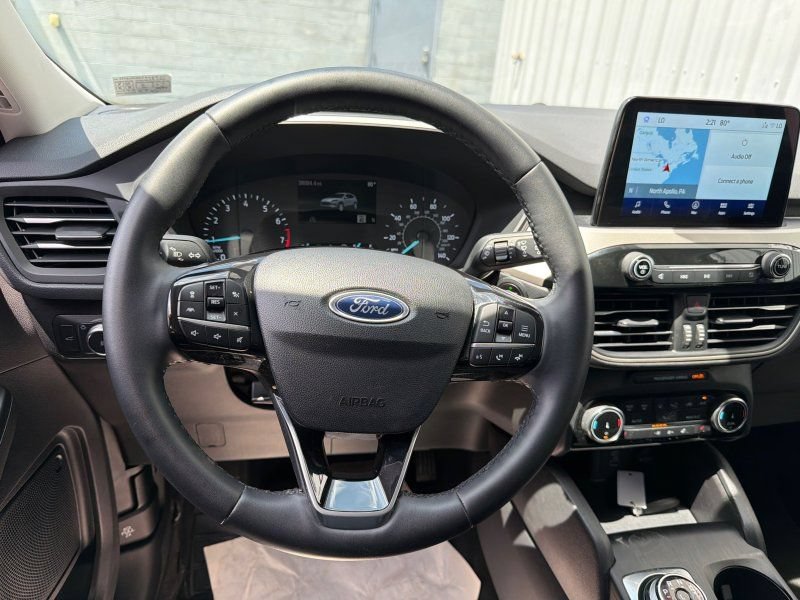 Used 2022 Ford Escape SEL AWD/4WD image 19