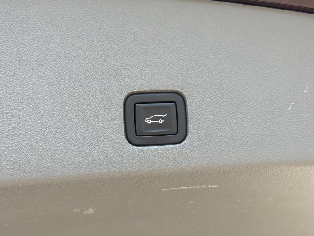 Used 2021 Cadillac XT6 Premium Luxury AWD/4WD image 24