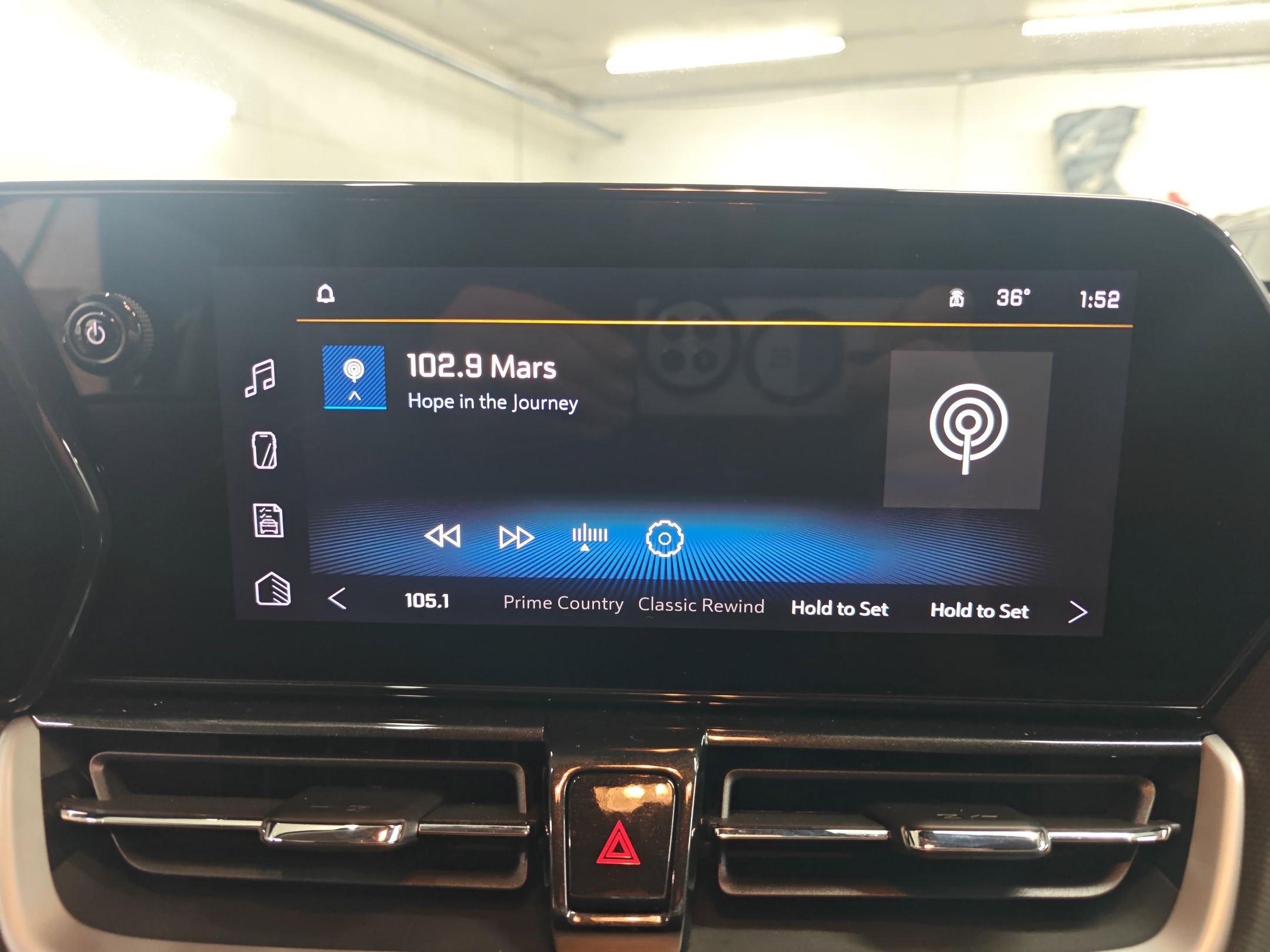 Used 2026 Chevrolet TrailBlazer LT w/ Convenience Package image 22