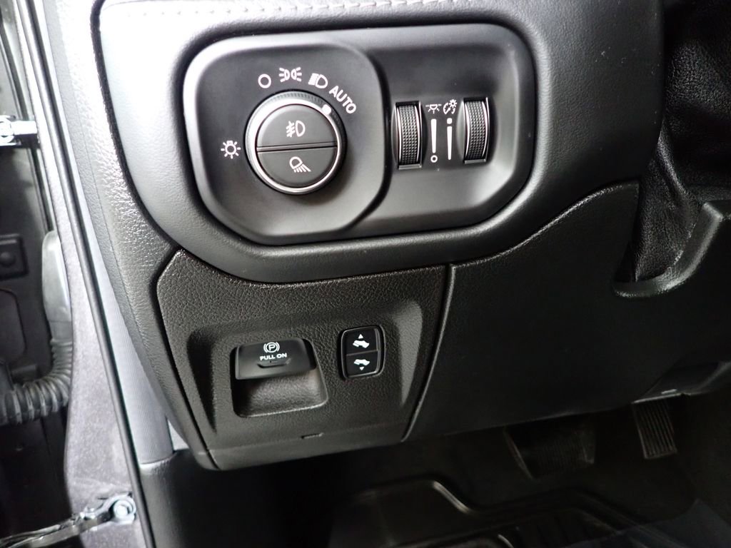 Used 2021 RAM 1500 Limited image 26
