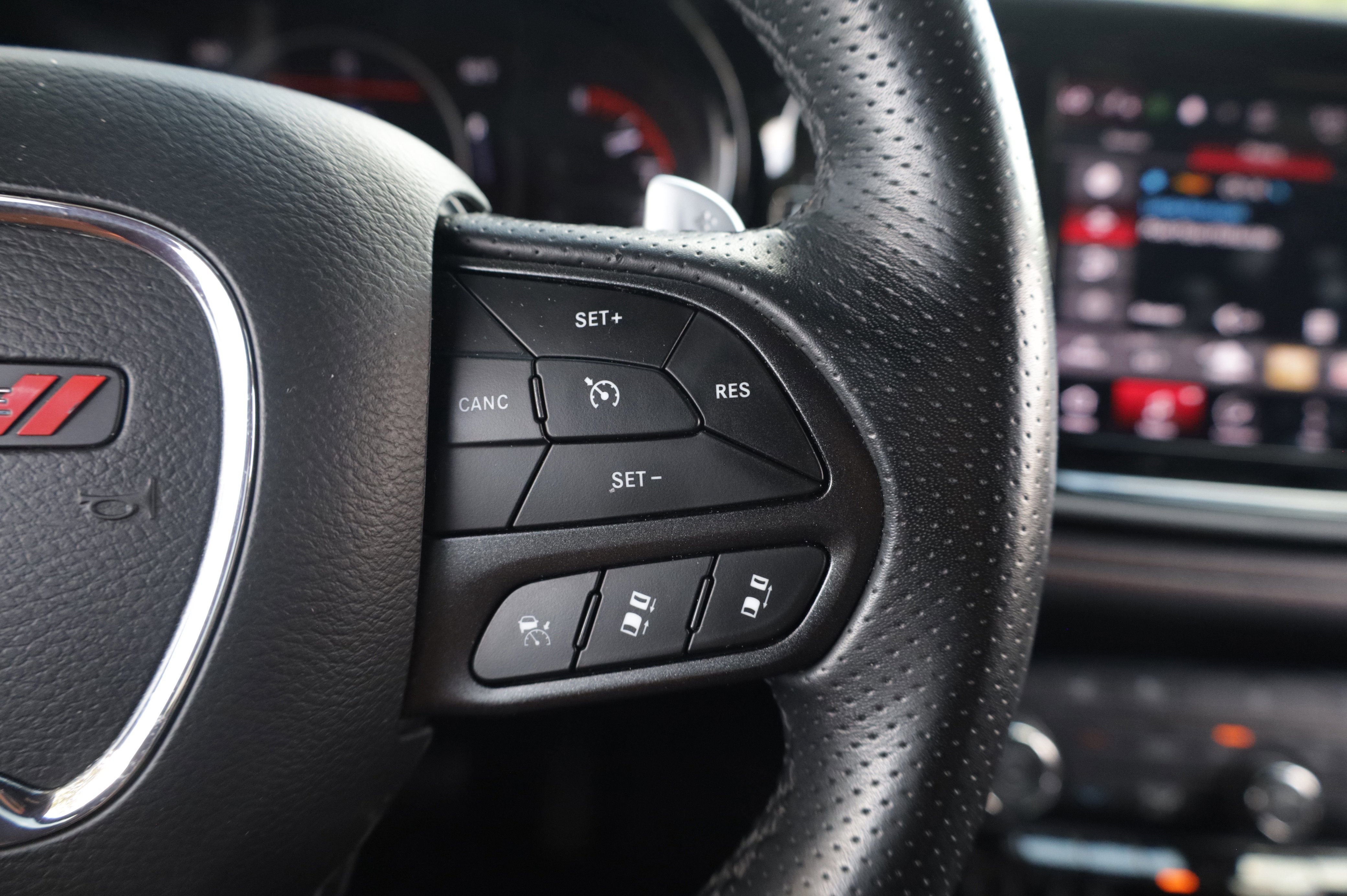 Used 2024 Dodge Durango GT RWD image 8