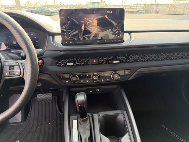 New 2025 Honda Accord SE image 17