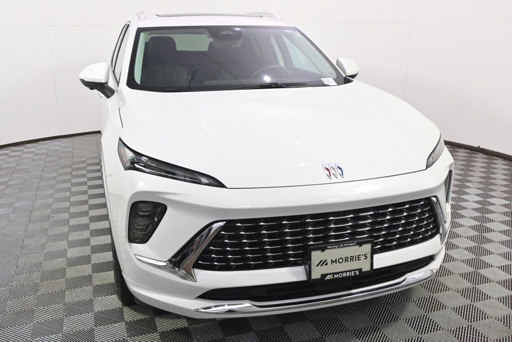 Used 2024 Buick Envision Avenir image 9