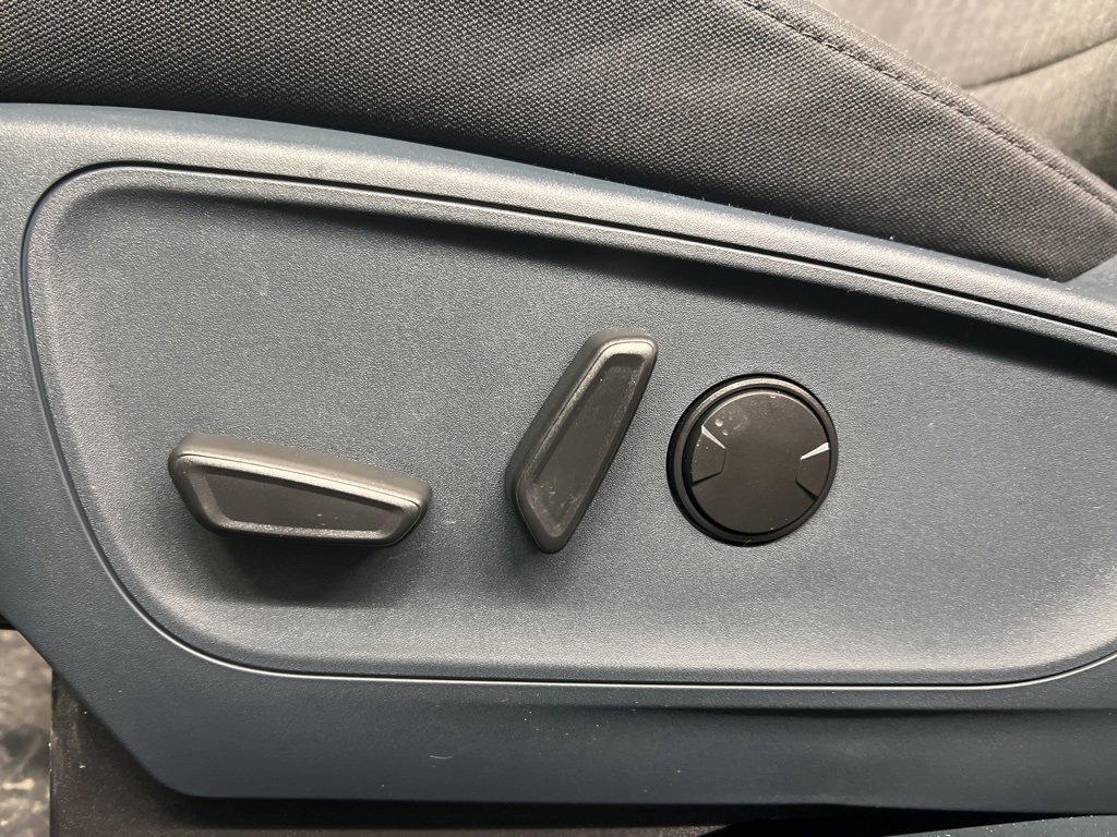 New 2026 Ford Maverick XLT w/ XLT Luxury Package image 26