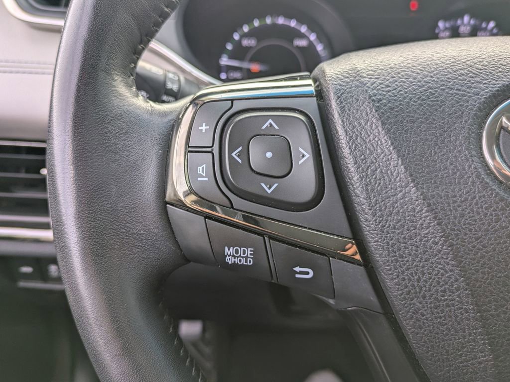 Used 2015 Toyota Avalon XLE Touring image 18