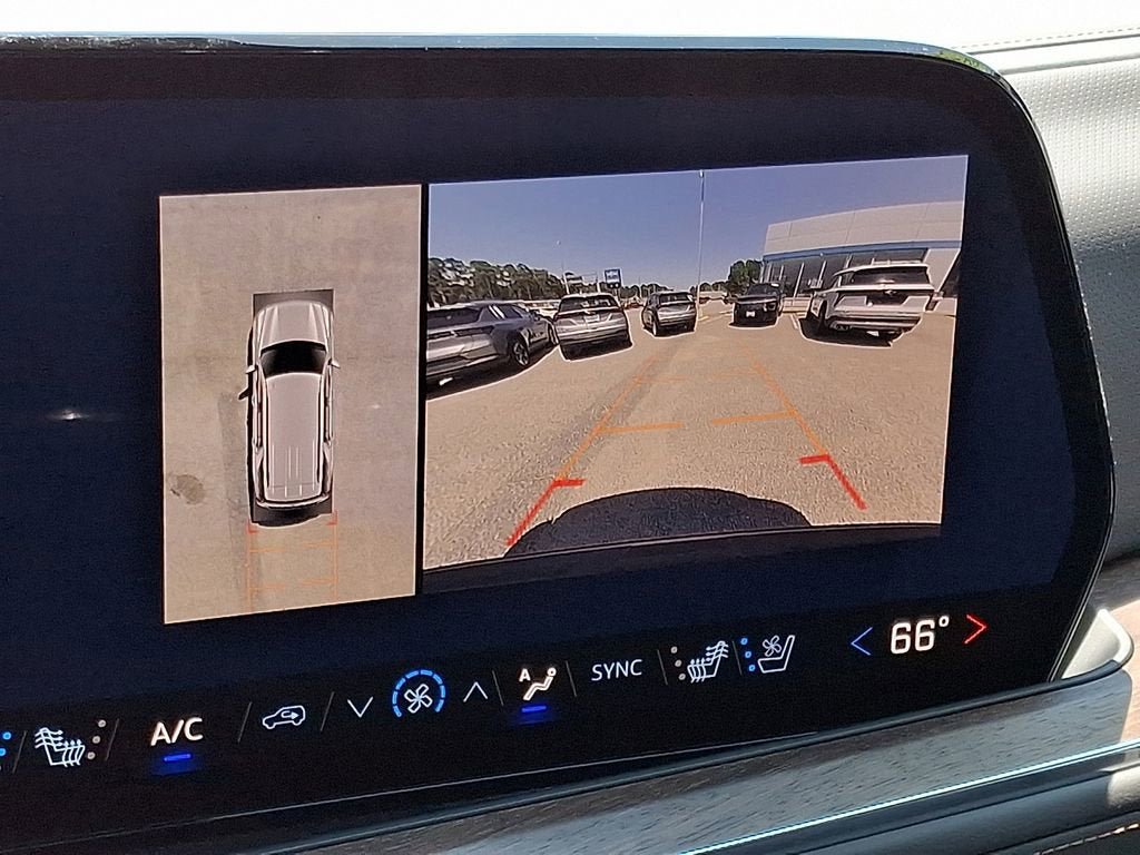 New 2026 Chevrolet Tahoe High Country AWD/4WD image 16