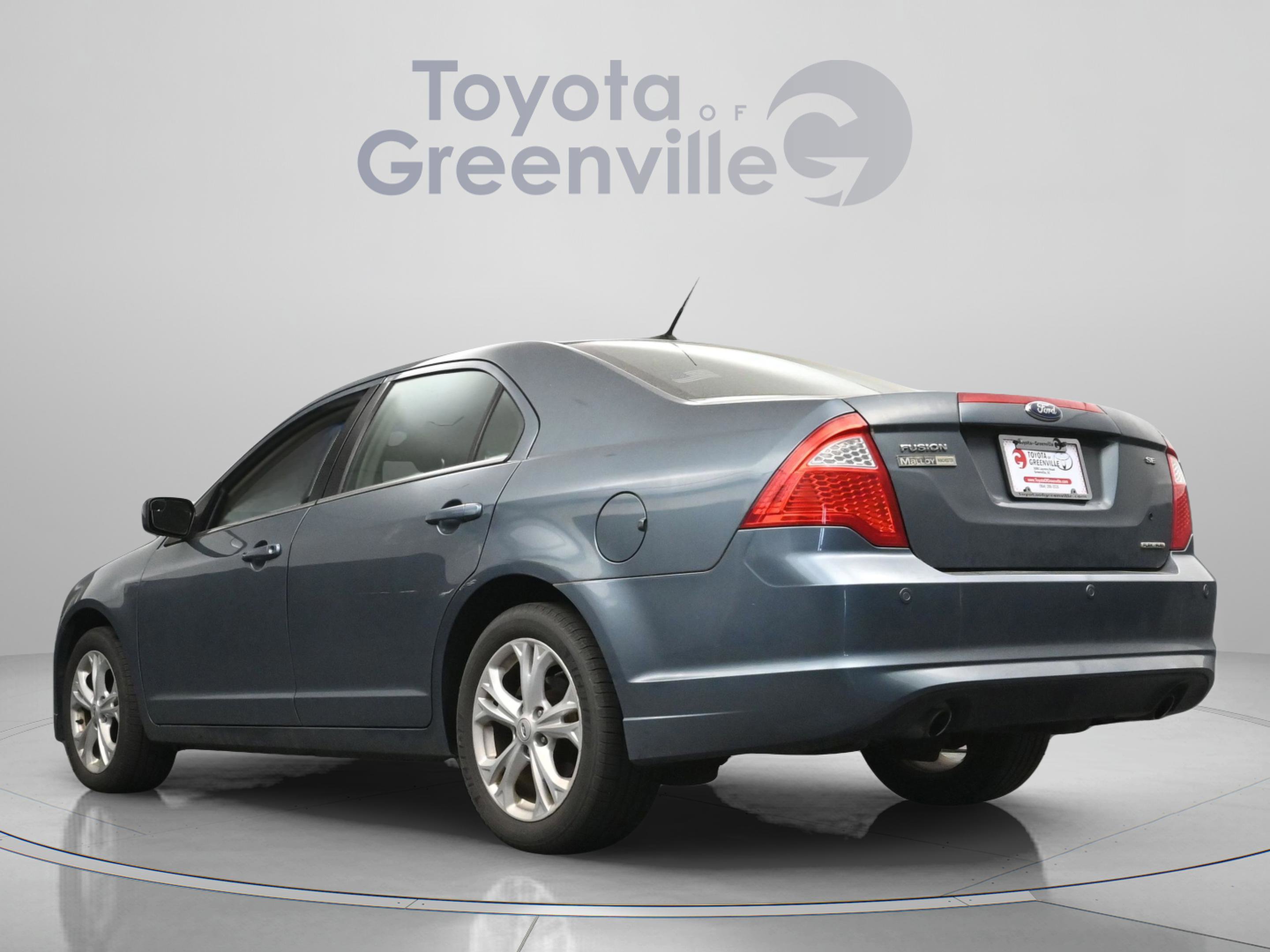 Used 2012 Ford Fusion SE image 8