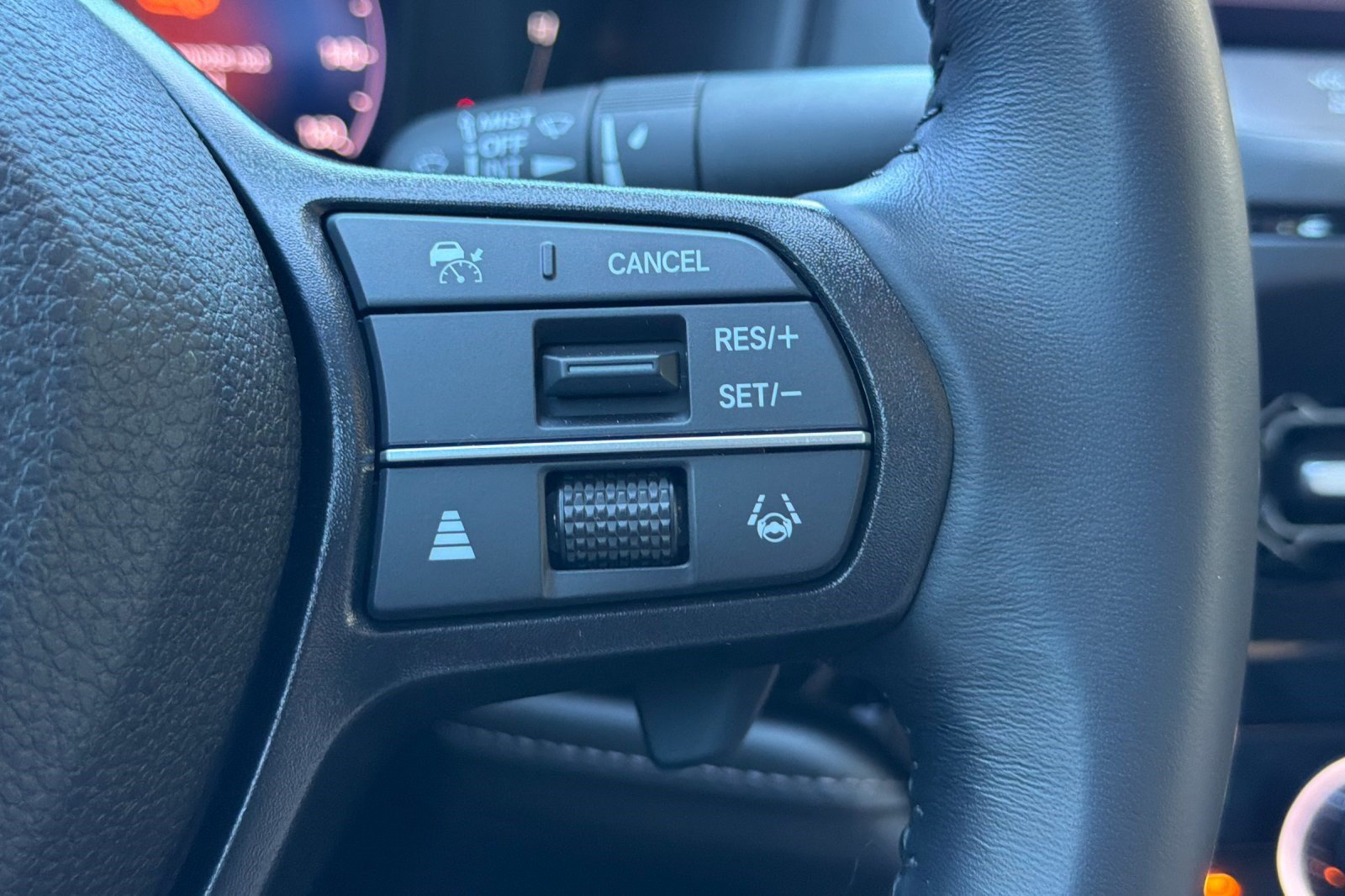 Used 2024 Honda Accord EX-L image 30