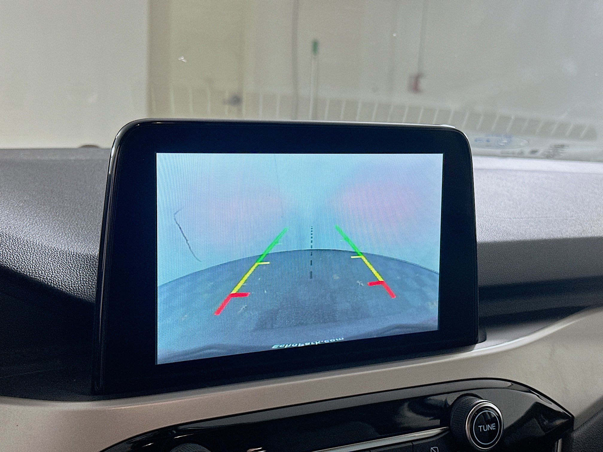 Used 2020 Ford Escape SE image 22