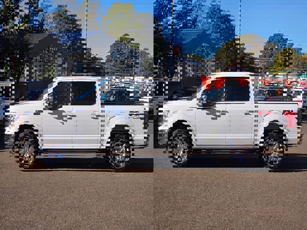 Used 2020 Ford F150 Lariat w/ Equipment Group 502A Luxury image 5