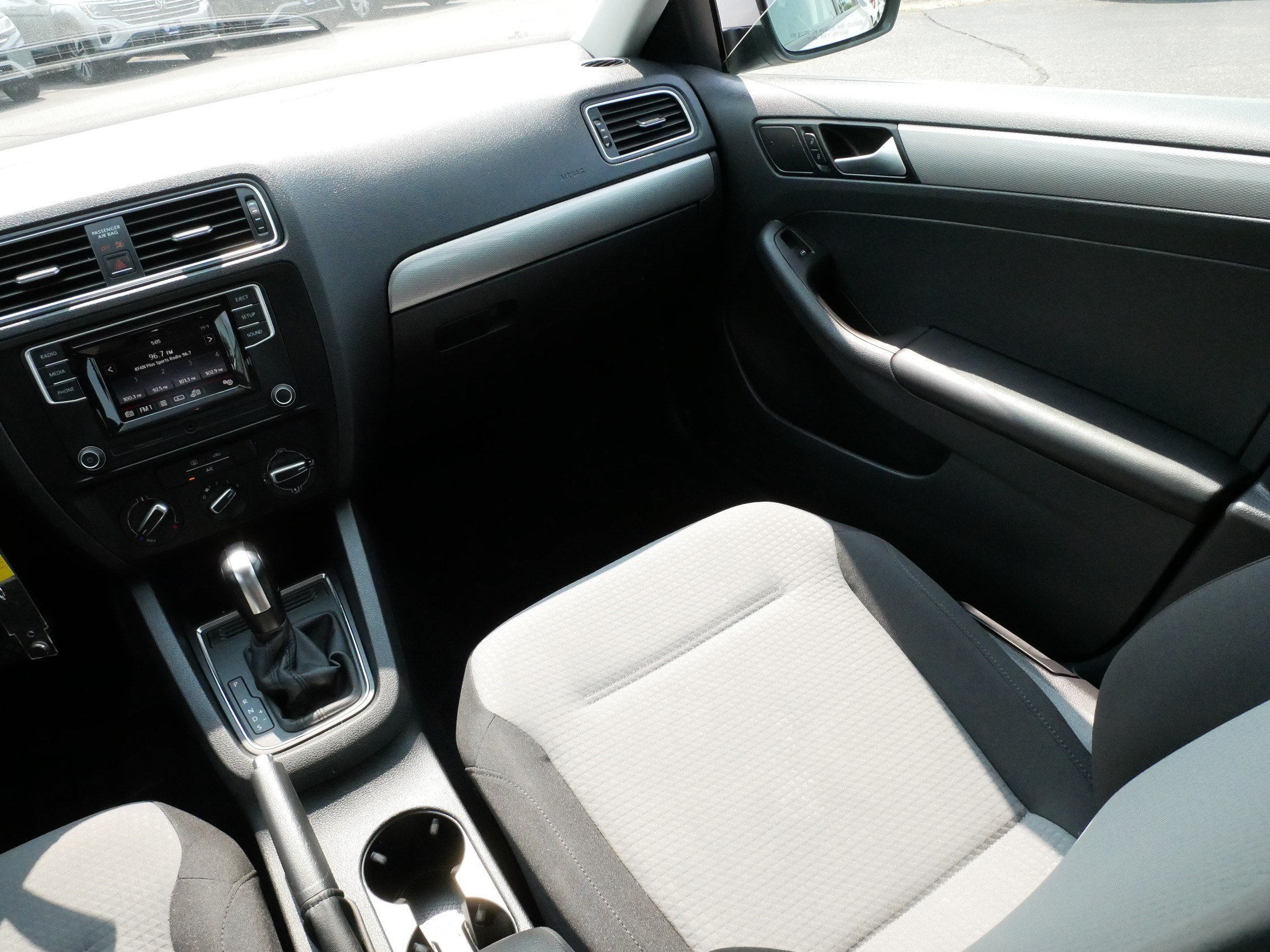 Used 2018 Volkswagen Jetta S FWD image 11