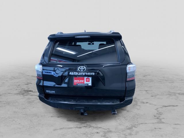 Used 2017 Toyota 4Runner SR5 Premium image 8