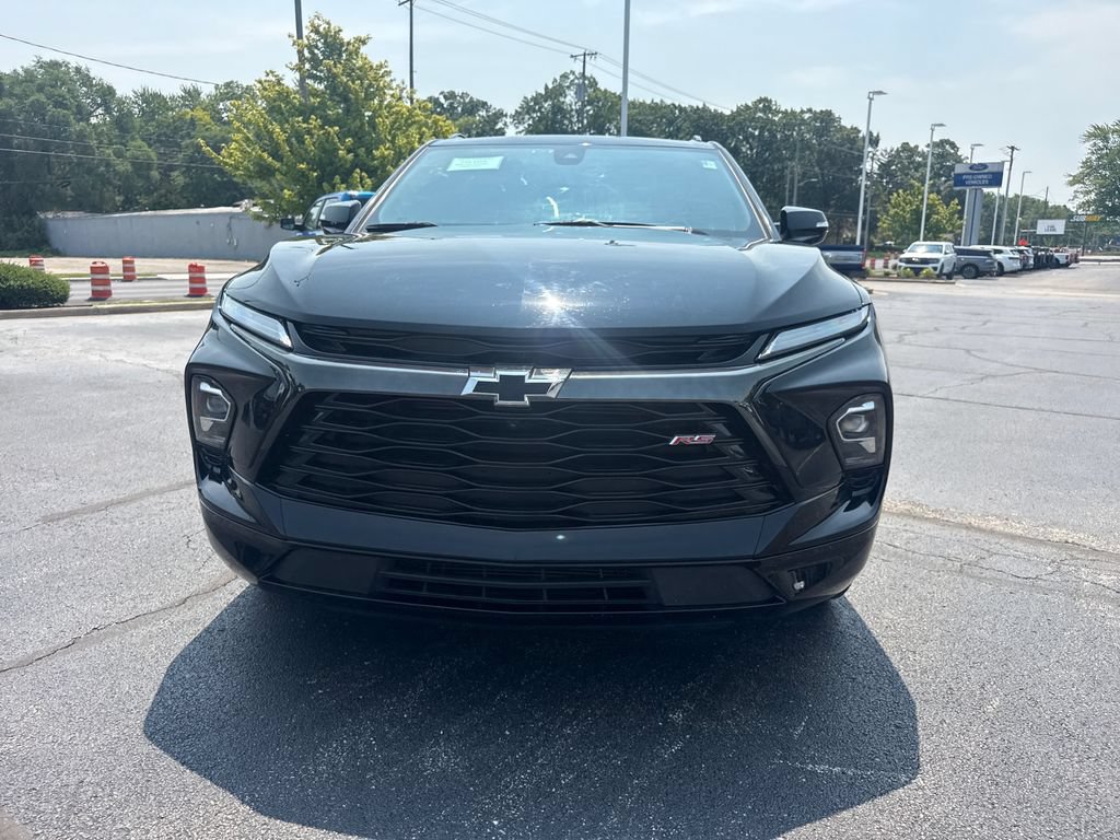 Used 2023 Chevrolet Blazer RS w/ Driver Confidence II Package FWD video 3