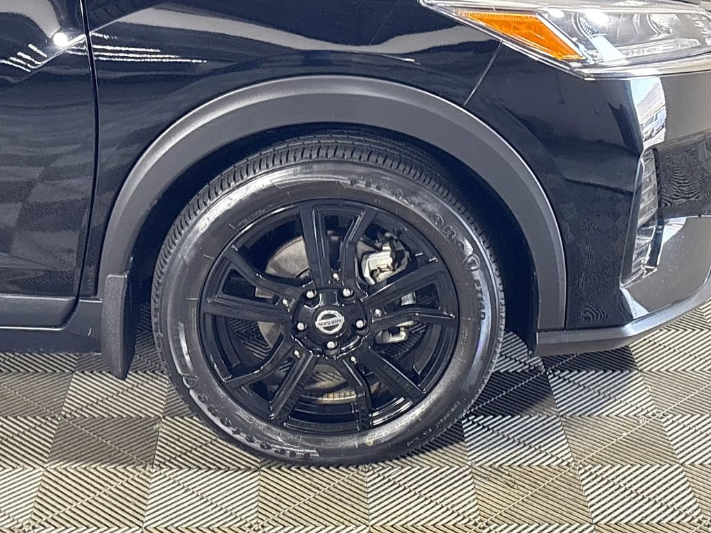 Used 2021 Nissan Kicks SR w/ SR Premium Package FWD image 22