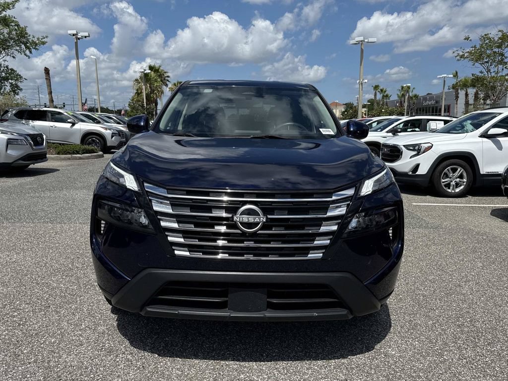 Certified 2024 Nissan Rogue SV FWD image 9